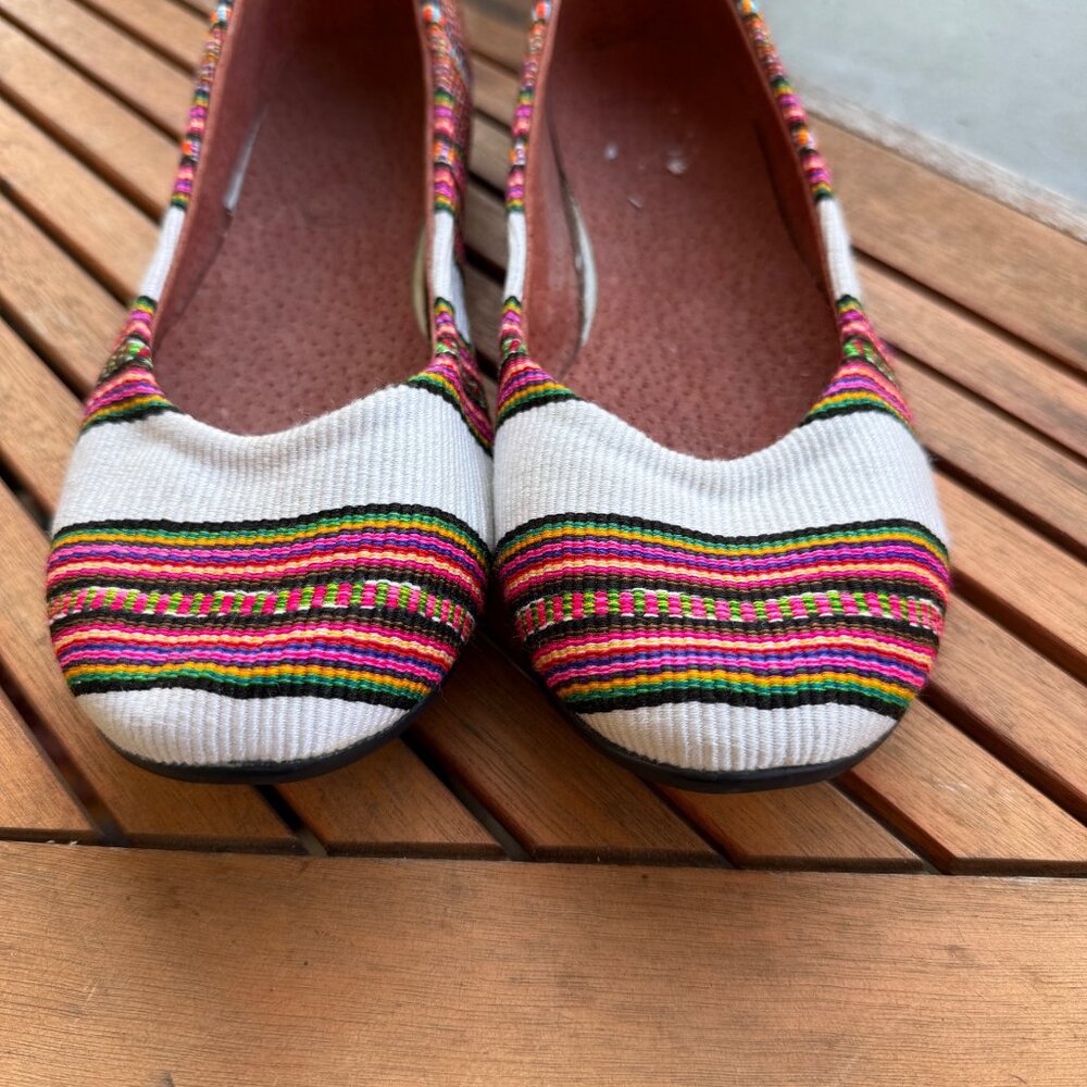 Ikk Multicolor Striped Slip-On Flats Size 27/9.5 - Picture 2 of 7
